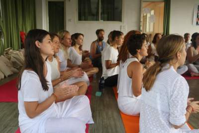 300 hour yoga teacher training in rishikesh india
