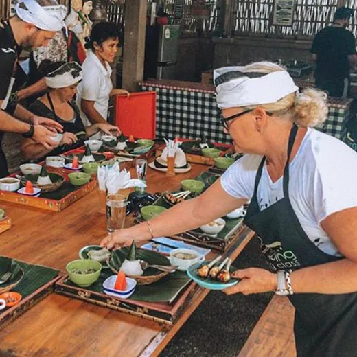 cooking class in progress bali