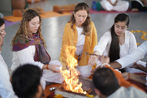 Choosing the right yoga course for you
