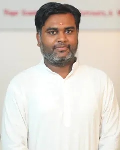 Kalpendra Chauhan, yoga philosophy and pranayama teacher at Rishikesh YTTC