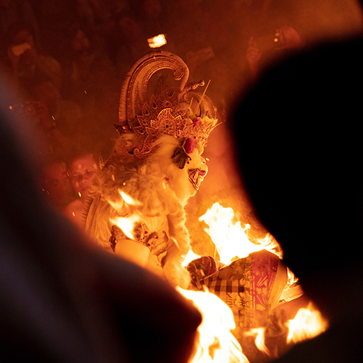 fire dance at Uluwatu Temple